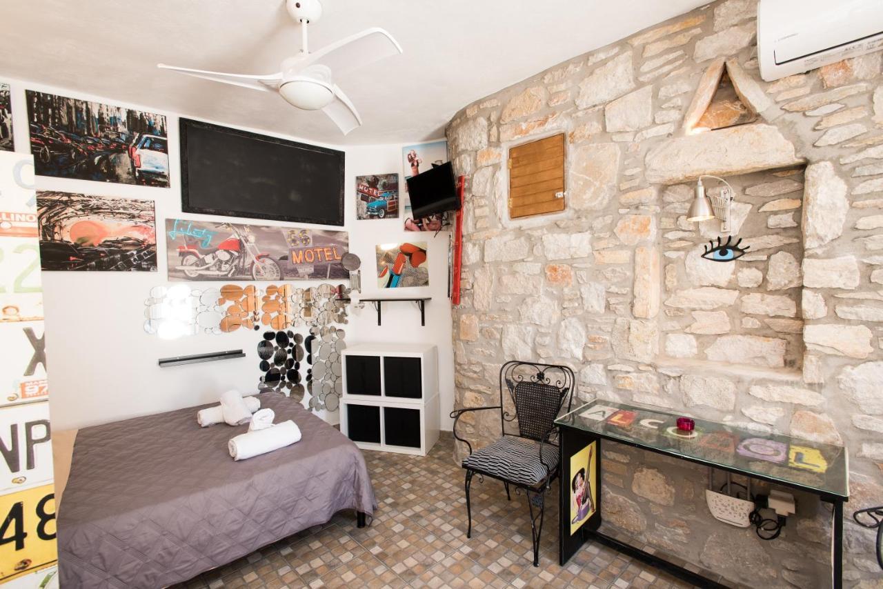 Villa Omnia Mykonos Town ภายนอก รูปภาพ